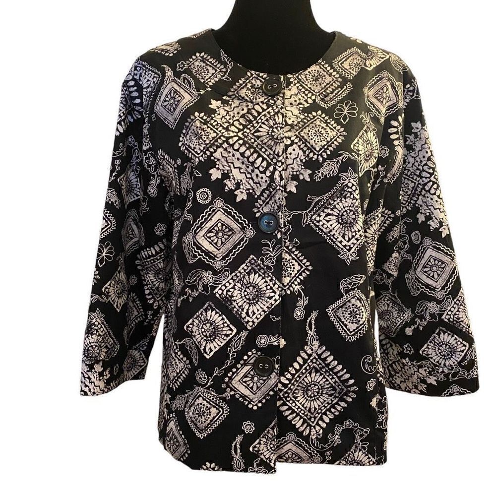 Coldwater Creek Black and‎ White Patterned Jacket with 3/4 Sleeves Sz 16